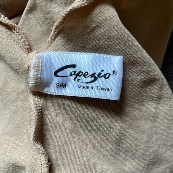 Capezio Nude Bodytights - Picture 2 of 6